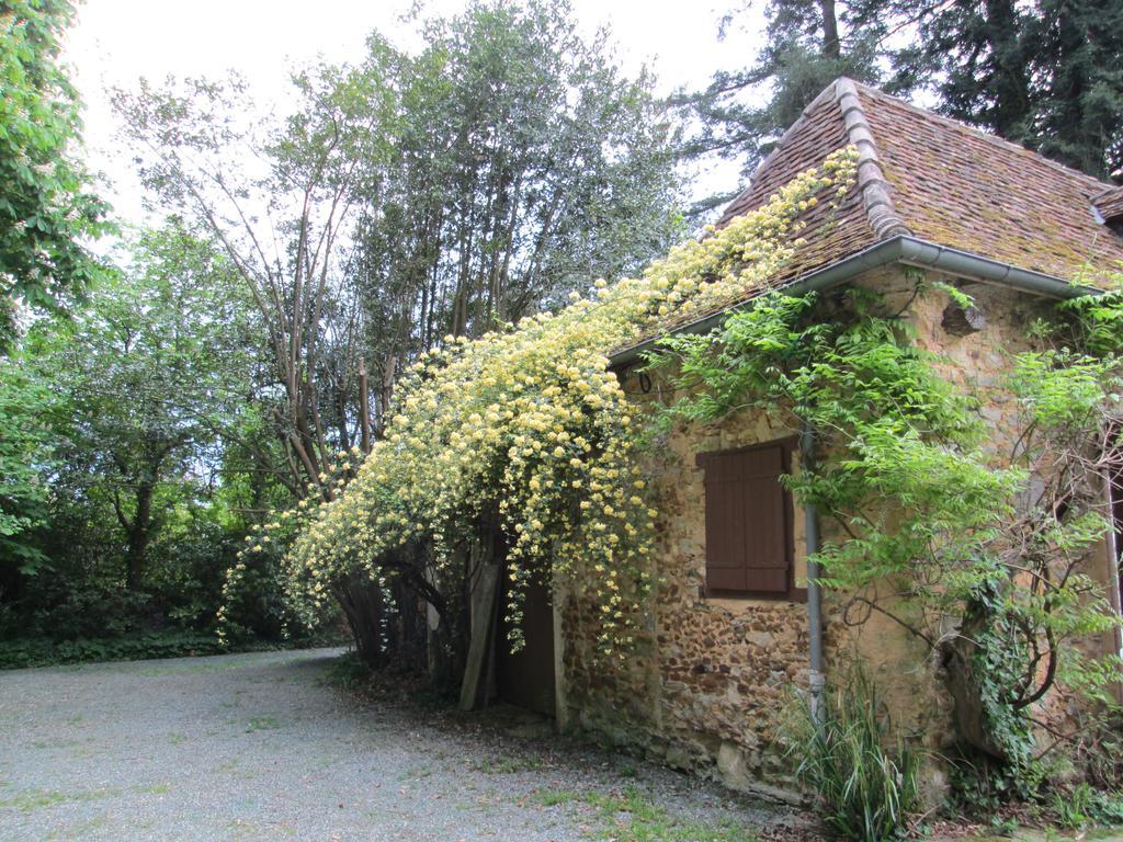 Chambres D'Hotes Closerie Du Guilhat Salies-de-Béarn Exterior foto