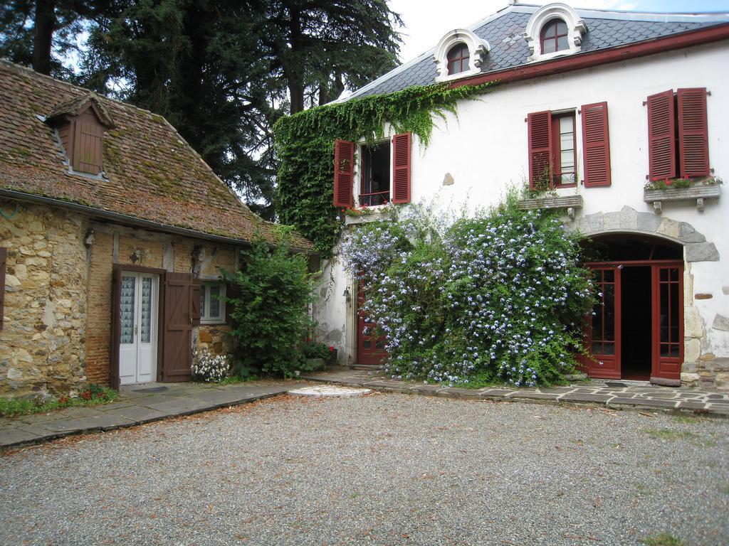 Chambres D'Hotes Closerie Du Guilhat Salies-de-Béarn Exterior foto